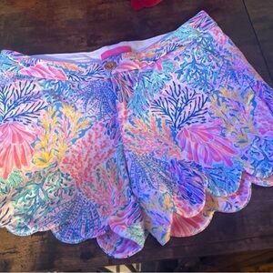Lily Pulitzer Buttercup Knit Shorts

 "Multi Splashdance" print